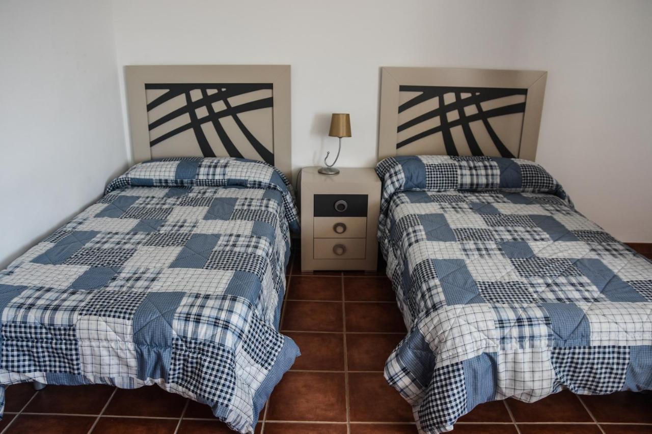 Suites Trastamara Montiel Bagian luar foto