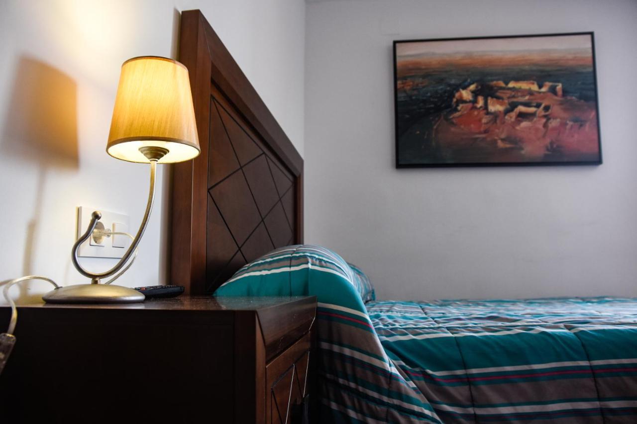Suites Trastamara Montiel Bagian luar foto